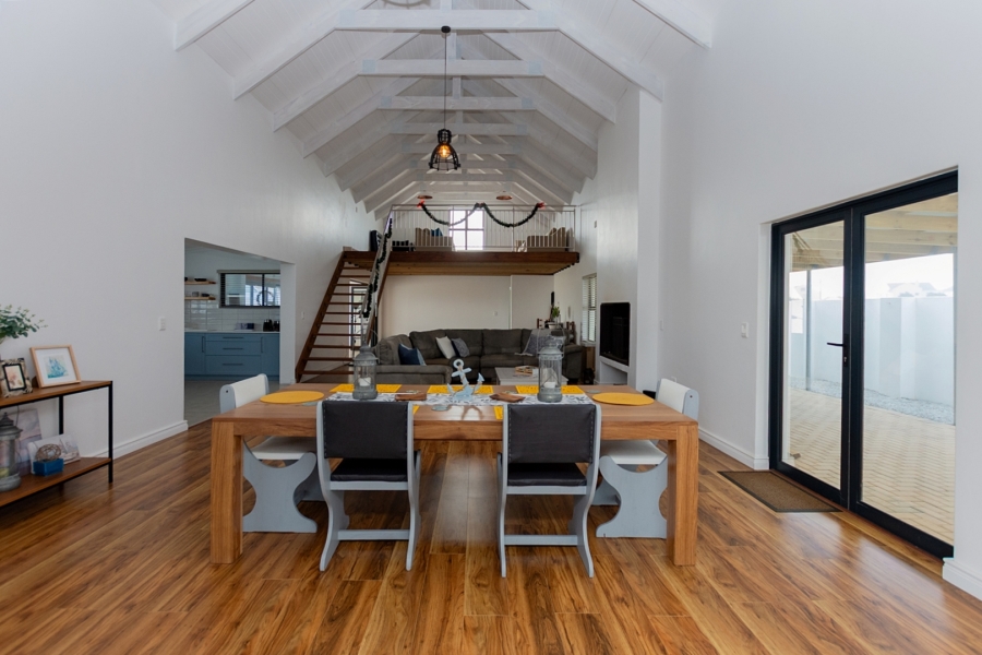 3 Bedroom Property for Sale in Britannia Bay Western Cape
